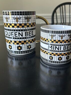 Queen Bee and Mini Bee Ceramic Mug Set - Black & Gold Bee Design